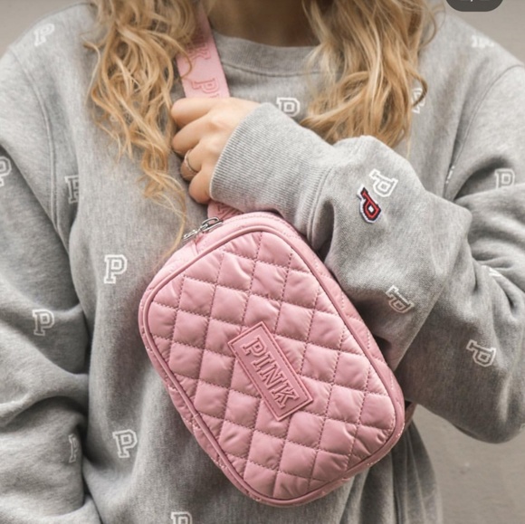 PINK Victoria's Secret Handbags - 🌺PINK VICTORIA'S SECRET BELT BAG.nwt